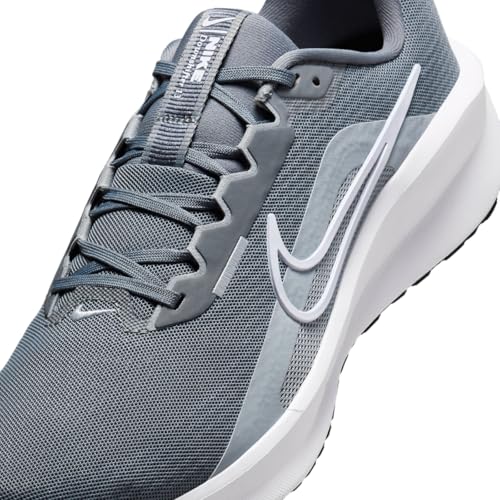 NIKE Men's Downshifter 13 Sneaker