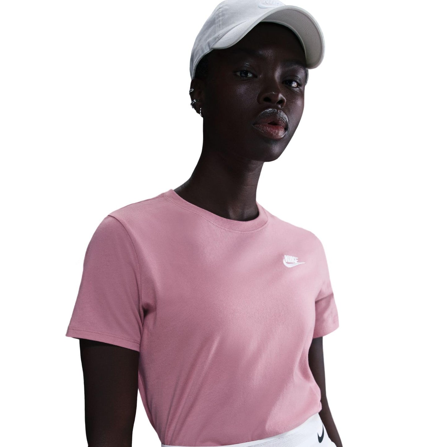 NIKE Women's Club T-Shirt (Pack of 1)
