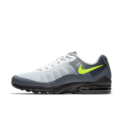 NIKE Men's Nike Air Max Invigor Basketball Shoe