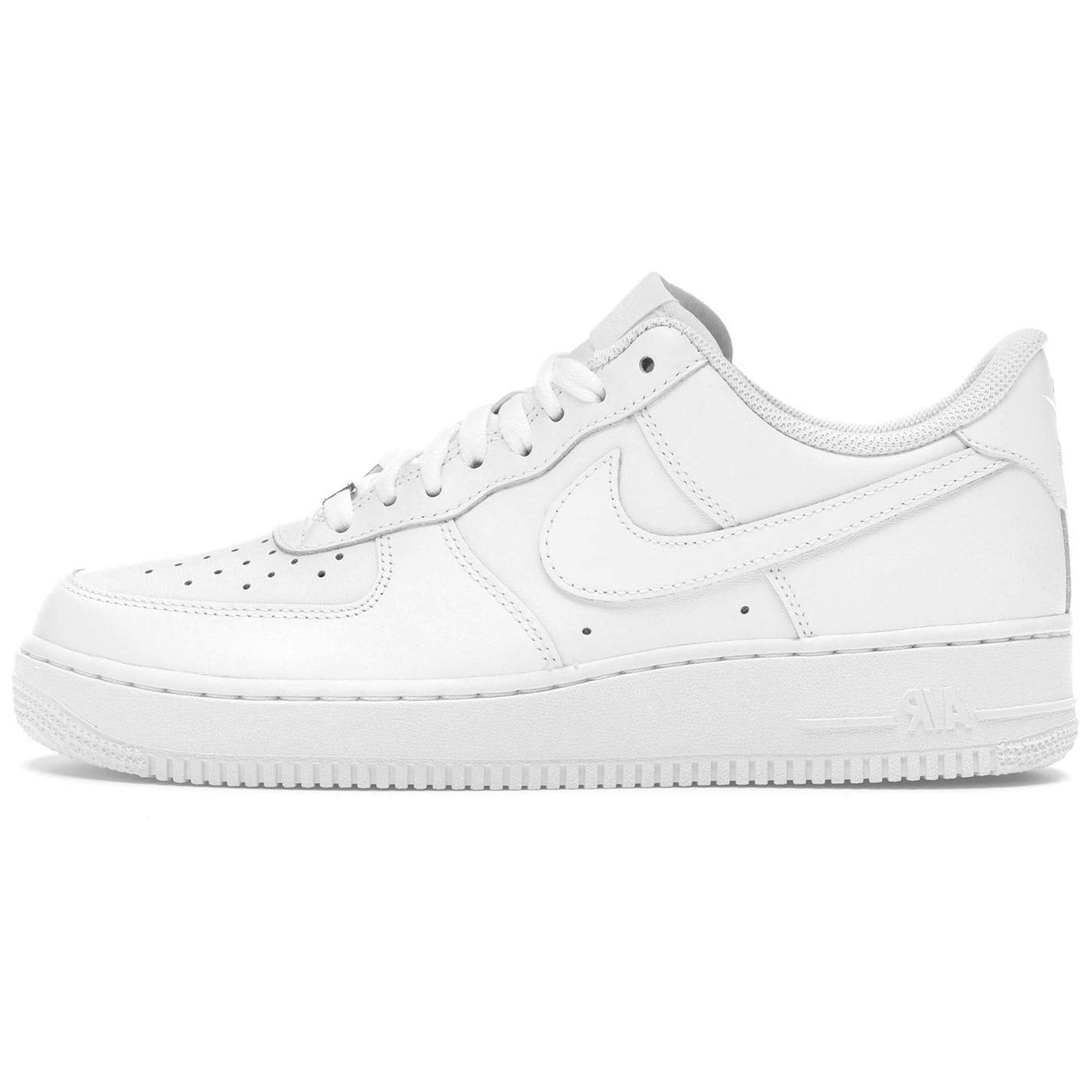 NIKE Men's Air Force 1 '07 Basketball Shoe