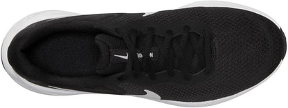 NIKE Women's Revolutin 7 Sneaker