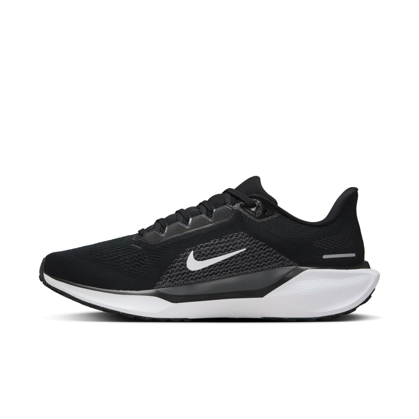 NIKE Men's Air Zoom Pegasus 40 Sneaker