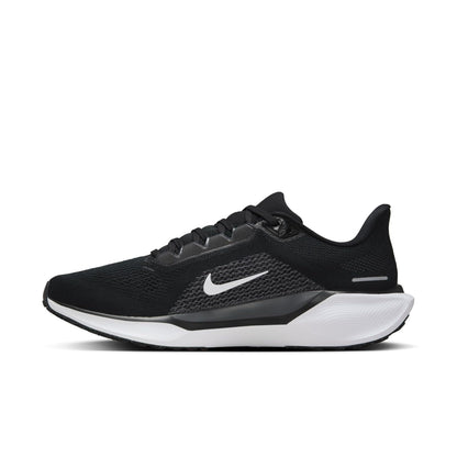 NIKE Men's Air Zoom Pegasus 40 Sneaker