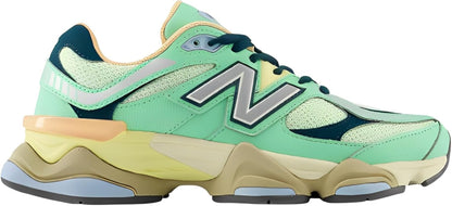 New Balance Women's 327