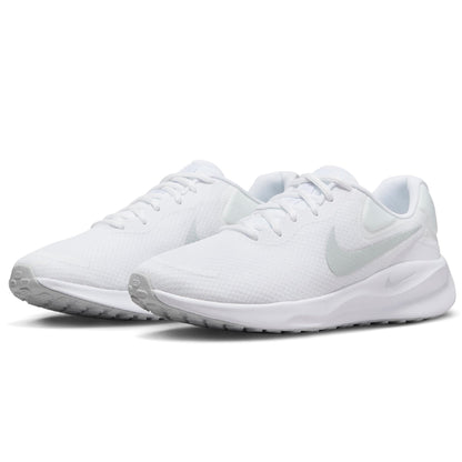 NIKE Men's Revolutin 7 Sneaker