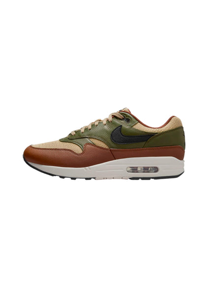 NIKE Men's Air Max 90 LTR (Gs) Gymnastics Shoes