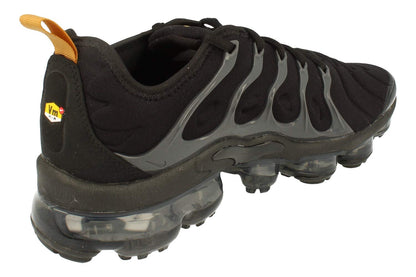 NIKE Men's Air Vapormax Plus Sneaker