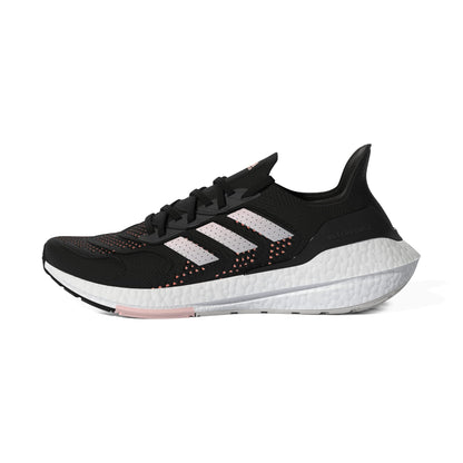 adidas Women's Ultraboost 22