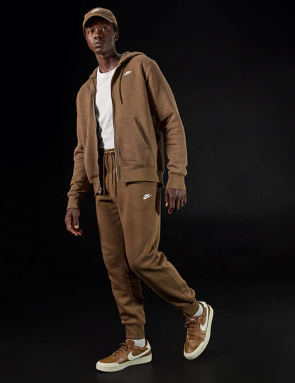 NIKE Men's Club Joggers Sweatpants