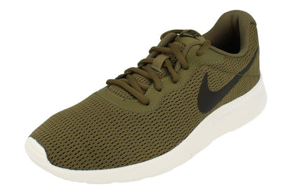 NIKE Men's Tanjun Sneaker Trainers