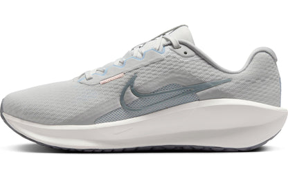 NIKE Women's W Downshifter