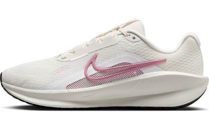 NIKE Women's W Downshifter