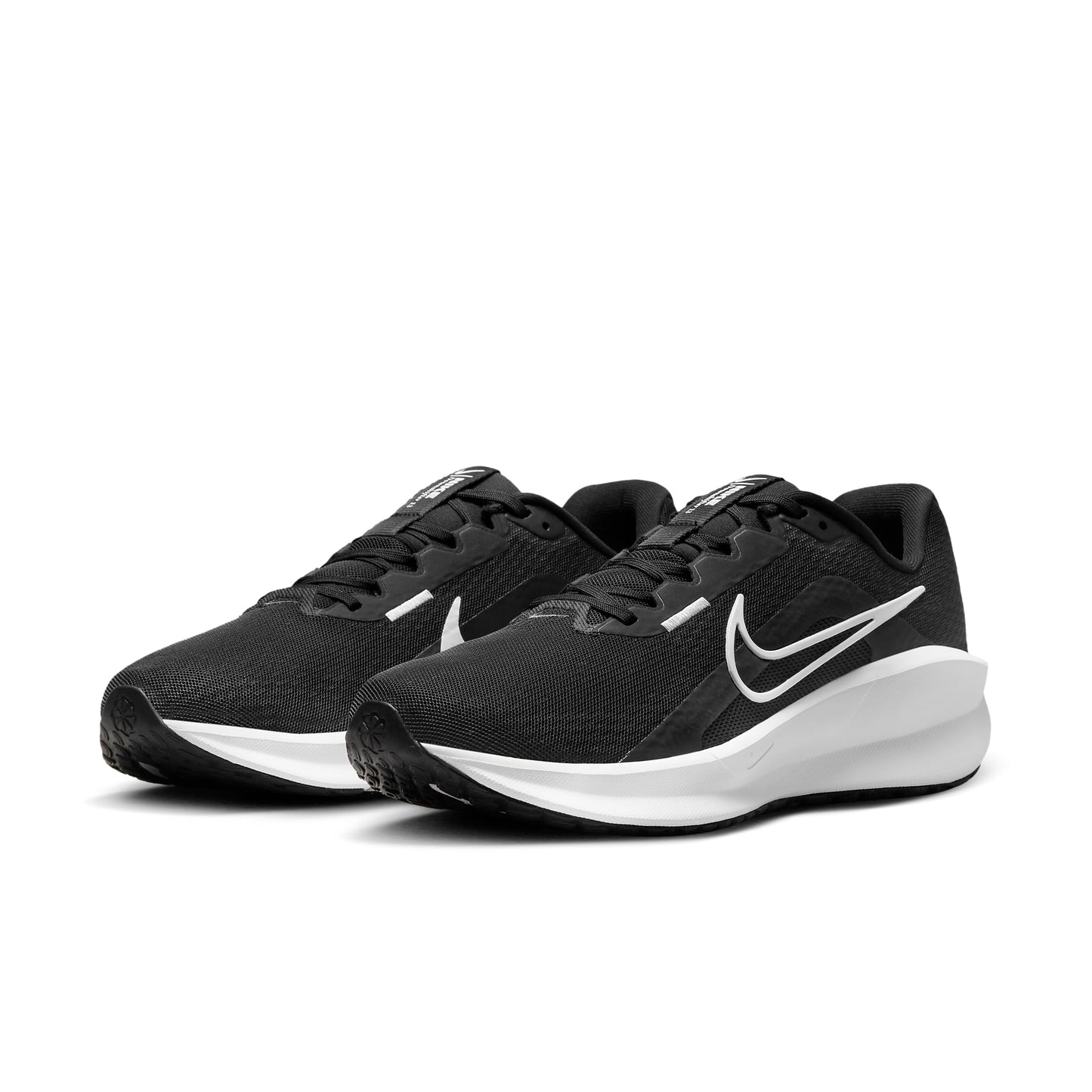NIKE Men's Downshifter 13 Sneaker
