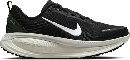 NIKE Women's W Vomero 18