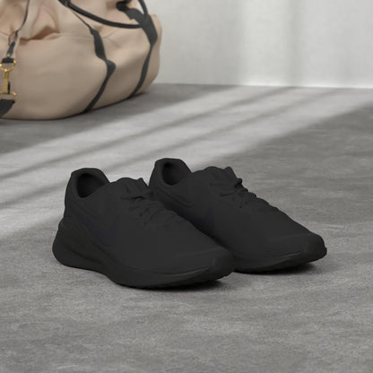 Nike Men Revolution 7 Sneaker