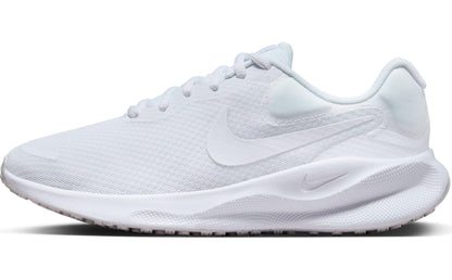 NIKE Women's Revolution 7 Low