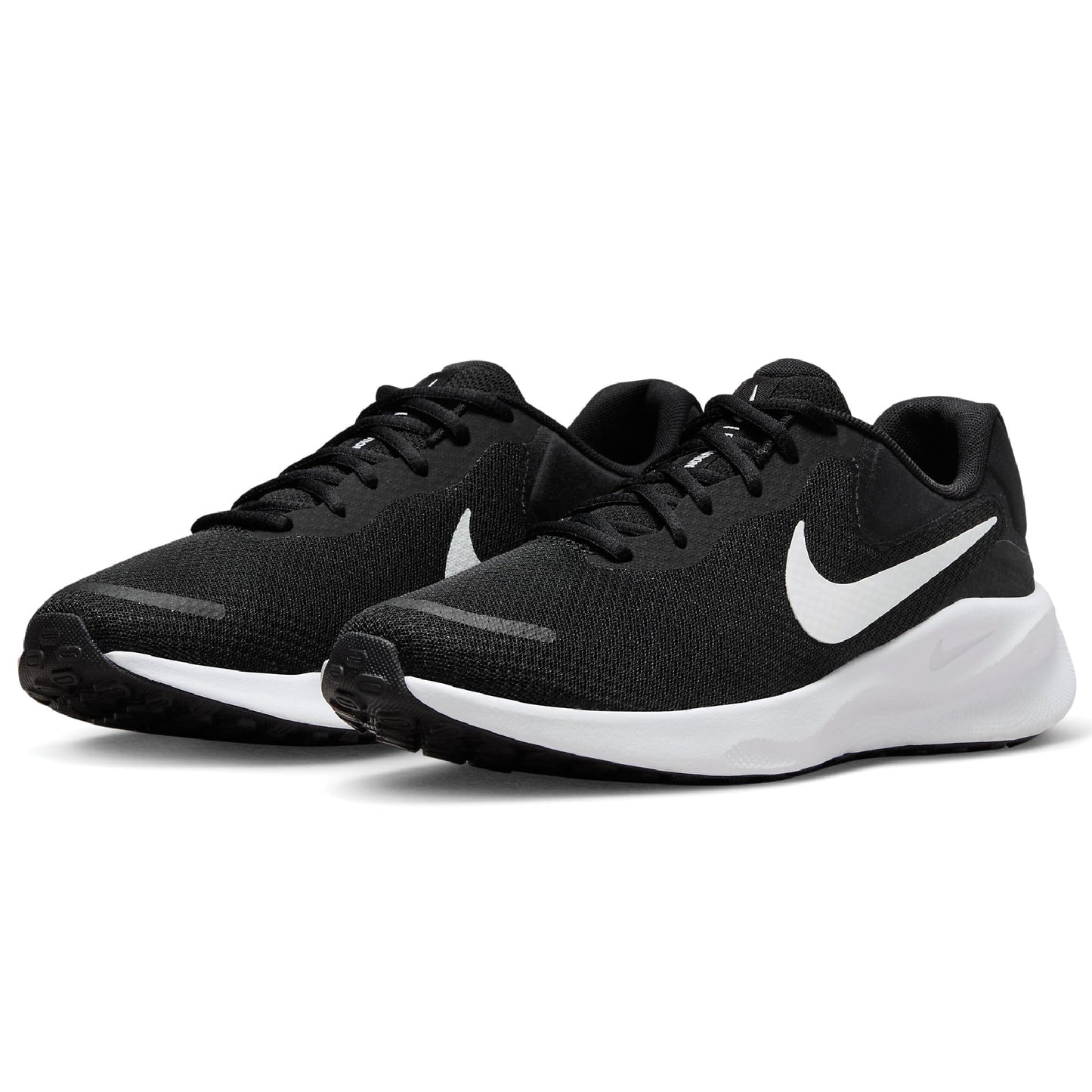 NIKE Men's Revolutin 7 Sneaker