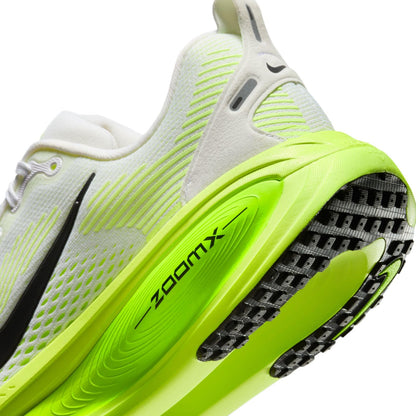 NIKE Men's Vomero 18