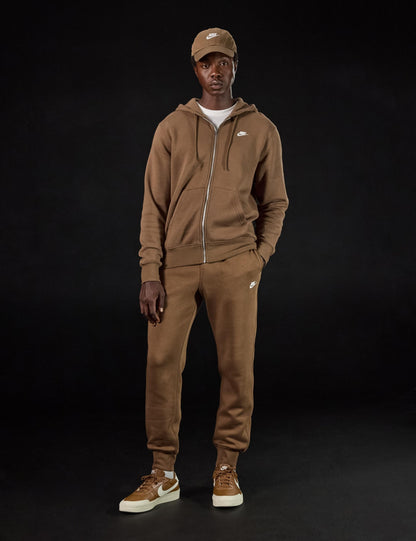 NIKE Men's Club Joggers Sweatpants