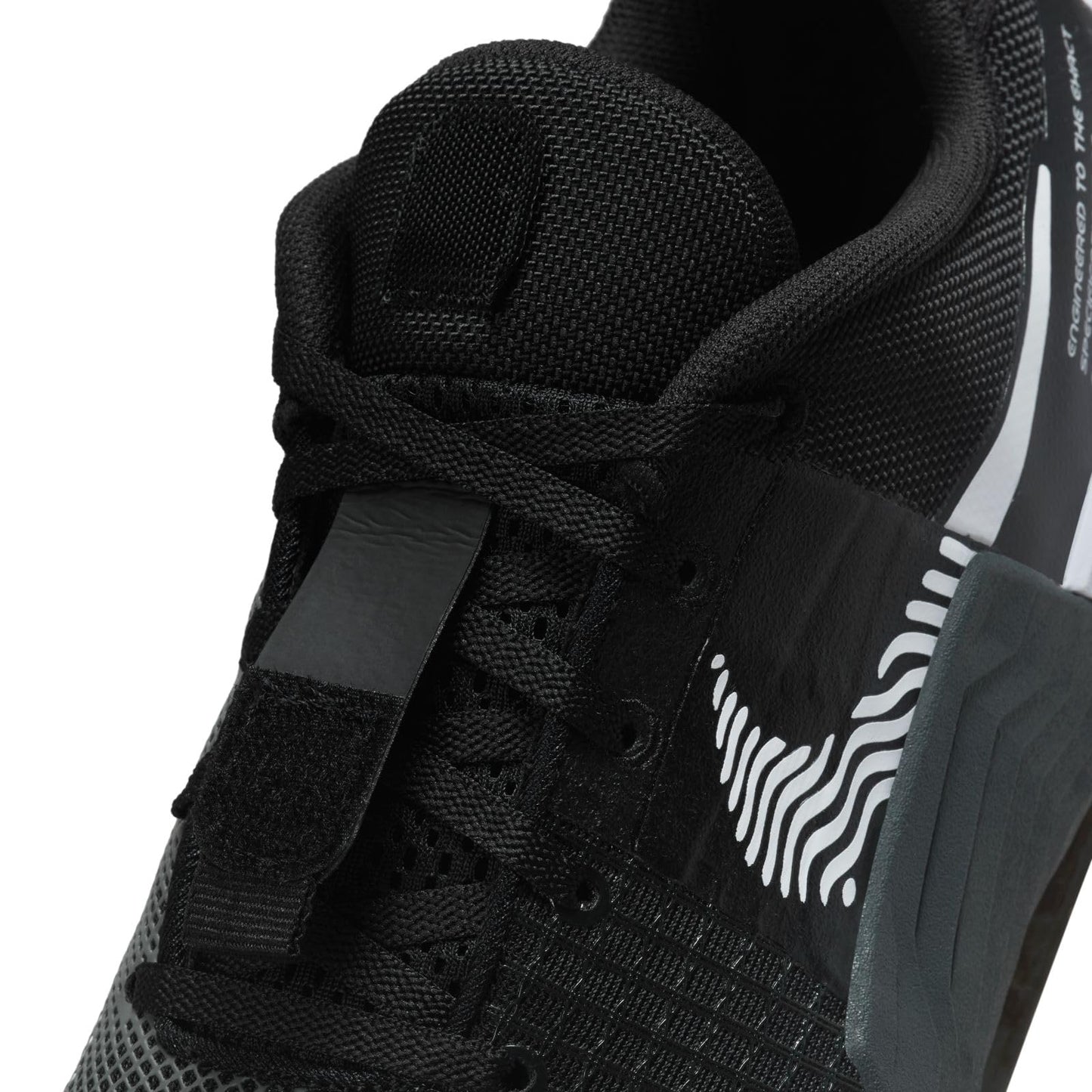 NIKE Men's Metcon 8