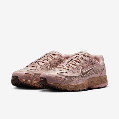 NIKE Women's W P-6000 Se