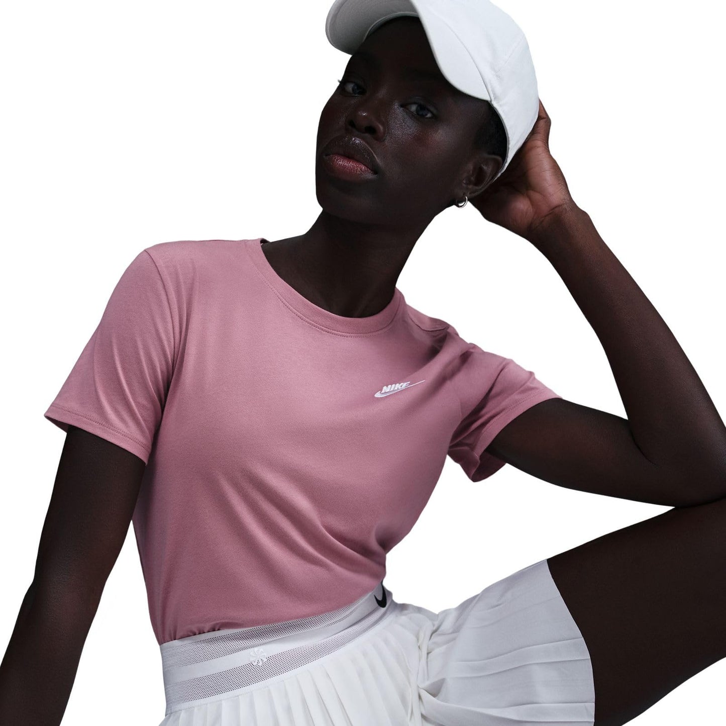 NIKE Women's Club T-Shirt (Pack of 1)