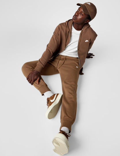 NIKE Men's Club Joggers Sweatpants