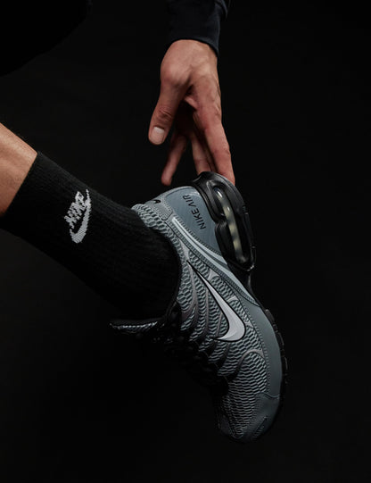 NIKE Air Max Torch 4