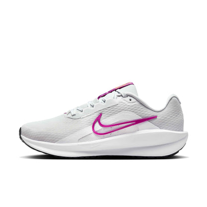 NIKE Women's W Downshifter 13