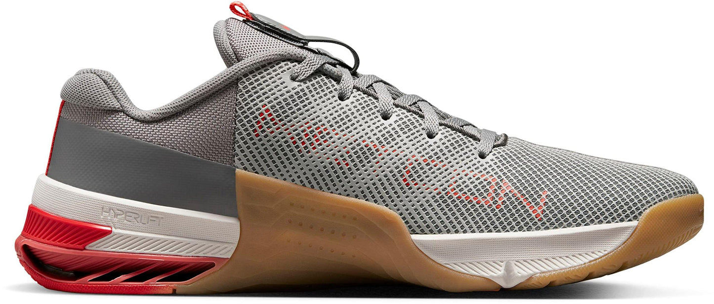 NIKE Men's Metcon 8