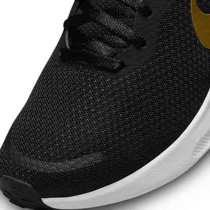 Nike Women's Revolution 7 Sneaker