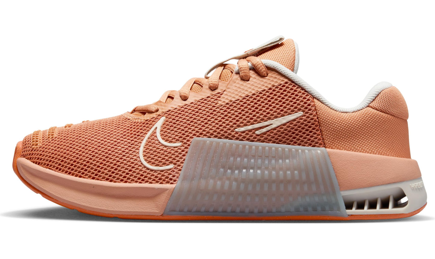 NIKE Women's W Metcon 9 Sneaker