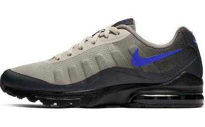 NIKE Men's Nike Air Max Invigor Basketball Shoe