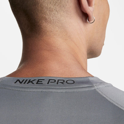 NIKE Men's M Np Df Tight Top Ss Sweatshirt