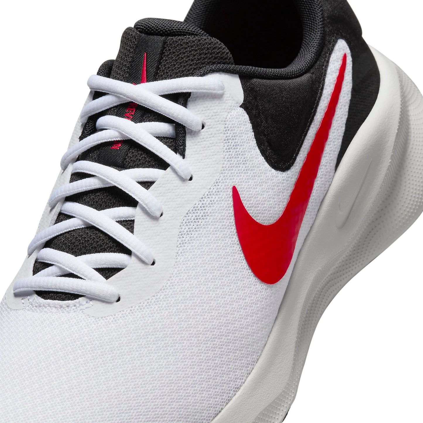 NIKE Men's Revolution 7 s Road R Sneaker