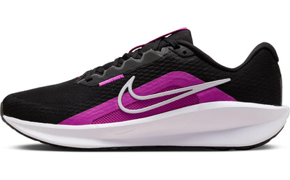 NIKE Women's W Downshifter 13