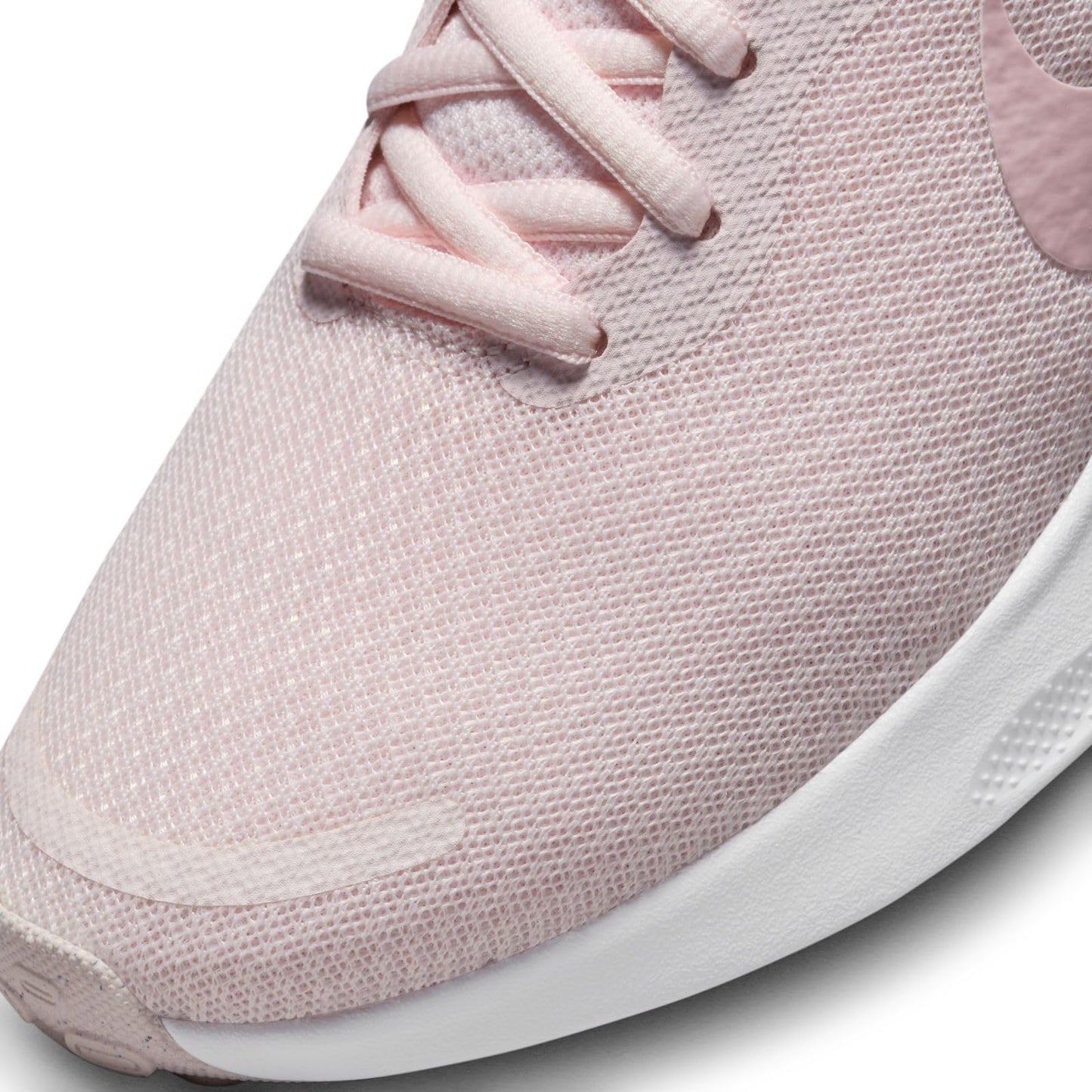 NIKE Women's Revolution 7 Low