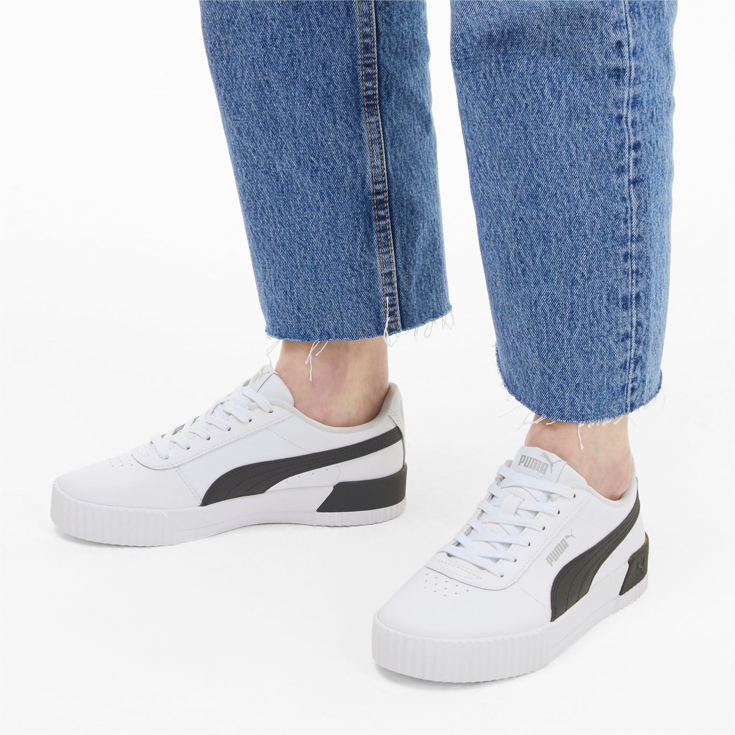 PUMA Women's Carina L Sneaker