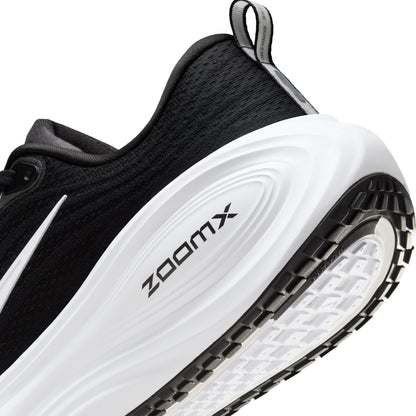 Vomero Plus – Xhibition