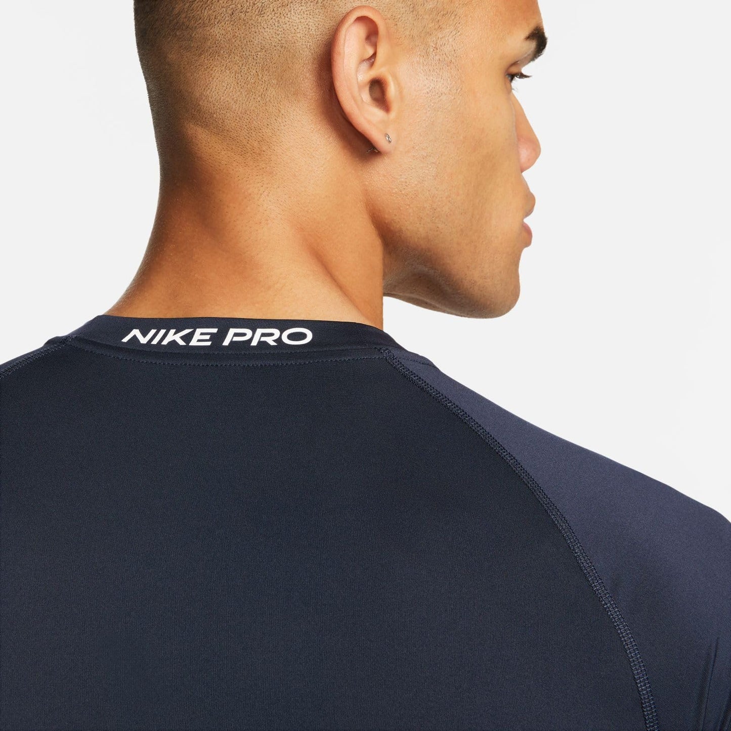 NIKE Men's M Np Df Tight Top Ss Sweatshirt
