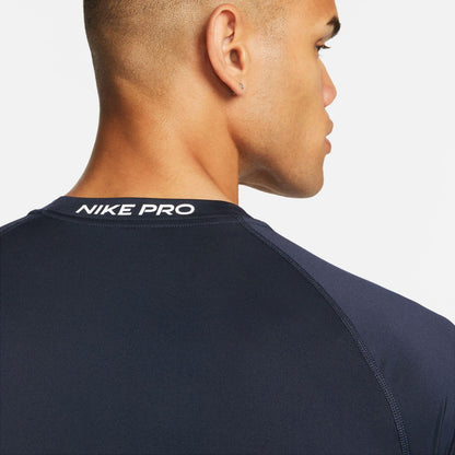NIKE Men's M Np Df Tight Top Ss Sweatshirt