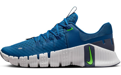 NIKE Men's Free Metcon 5 Sneaker