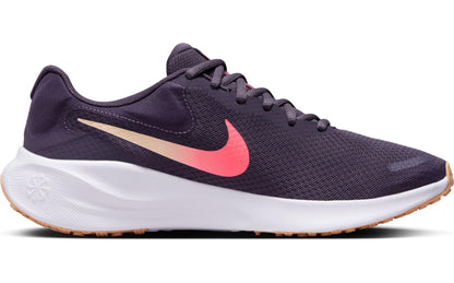 NIKE Women's Revolution 7 Low