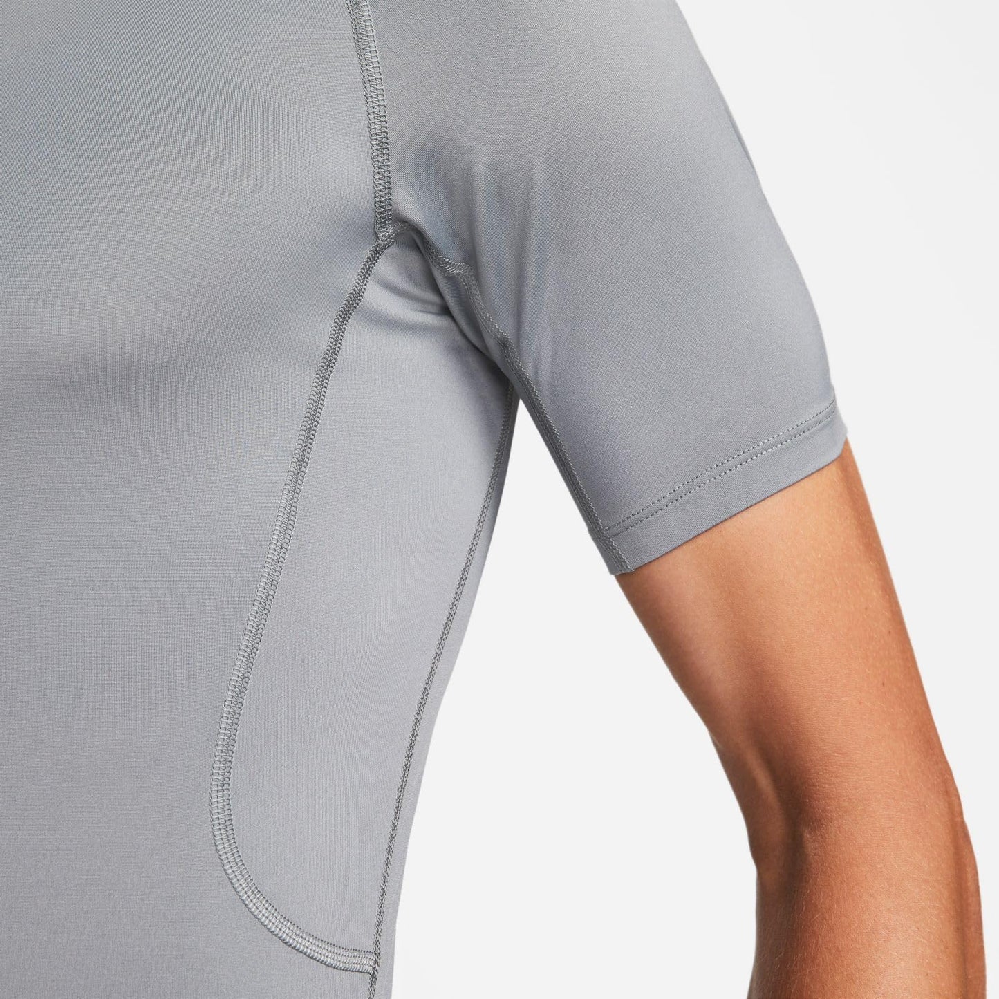NIKE Men's M Np Df Tight Top Ss Sweatshirt