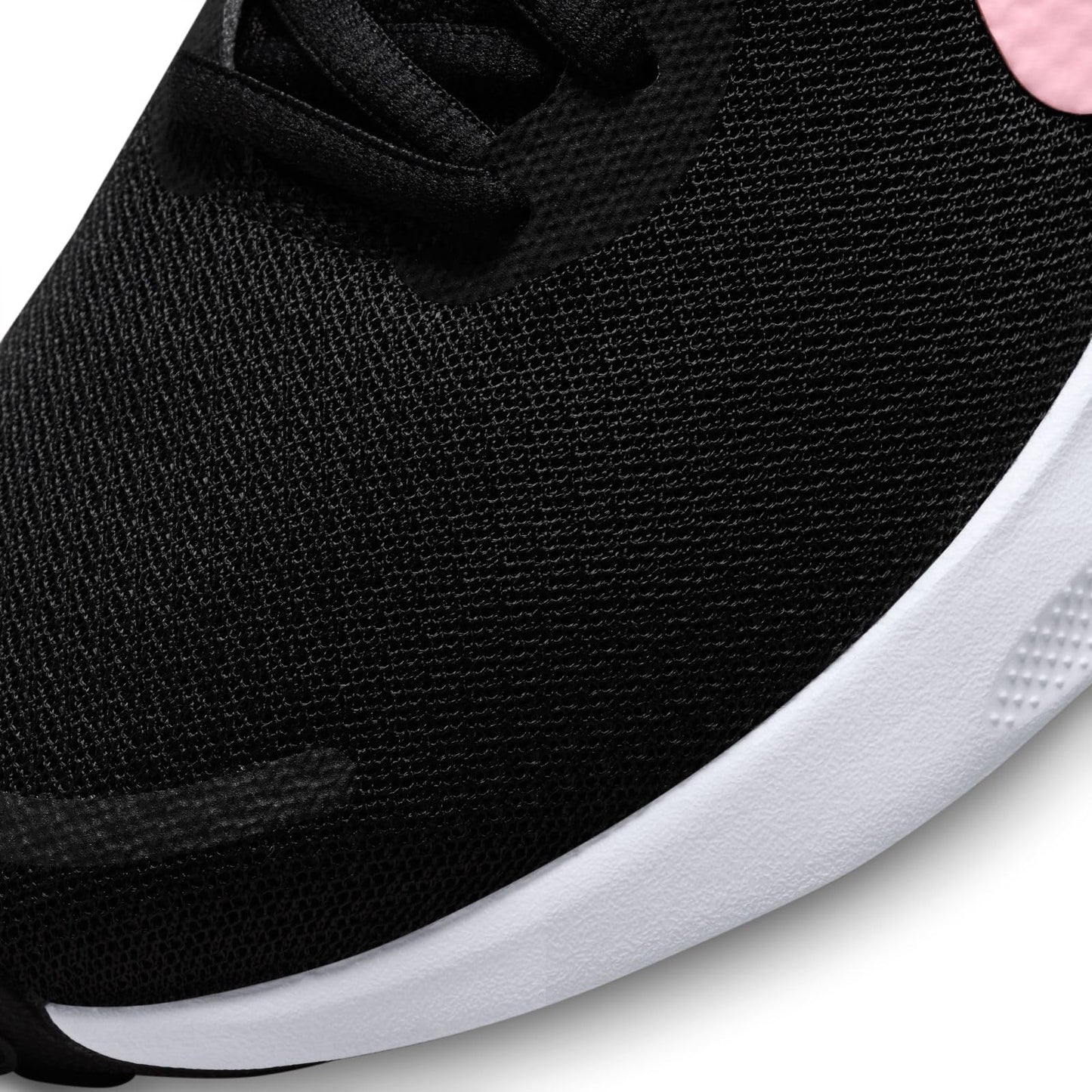 NIKE Women's Revolution 7 Low