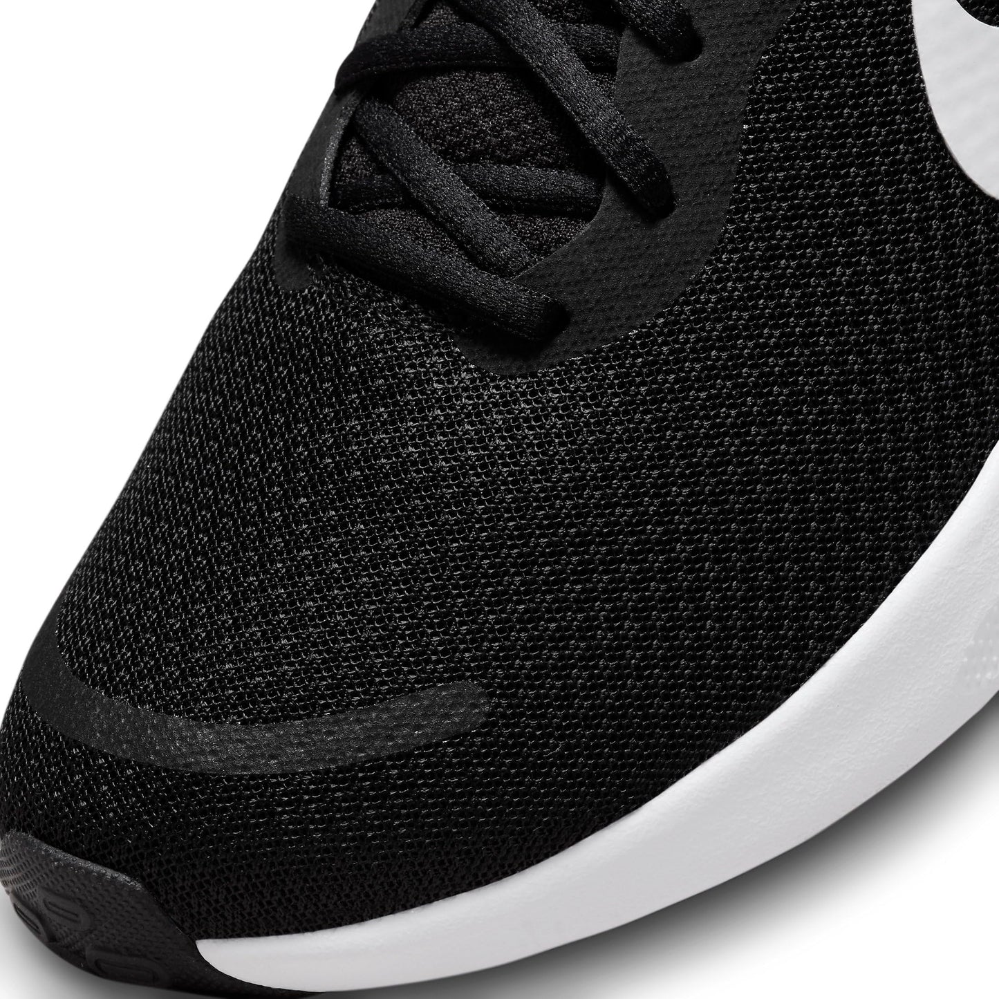 NIKE Men's Revolutin 7 Sneaker