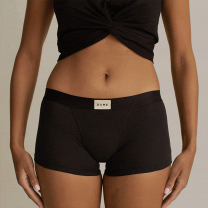 DAME Shortie Period Pants – Medium Flow