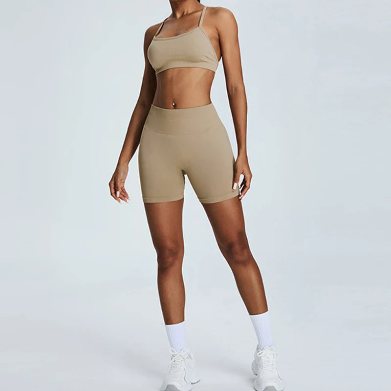 Seamless 2-Piece Sports Set for Women - Quick-Dry Bra and Shorts Gym Tracksuit