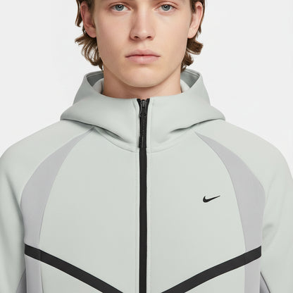 Nike Tech Windrunner