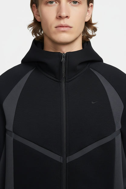 Nike Tech Windrunner